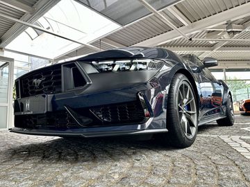 Car image 37