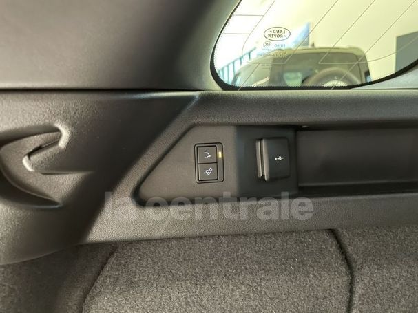 Land Rover Discovery Sport P200 SE 147 kW image number 30