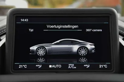 Car image 37