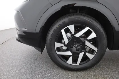 Car image 29