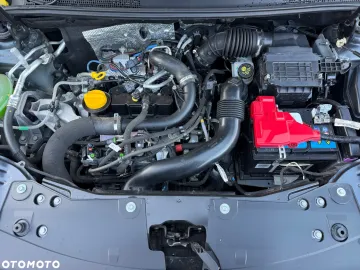 Car image 40