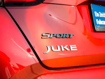 Car image 29