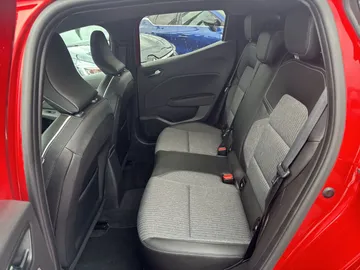 Car image 30