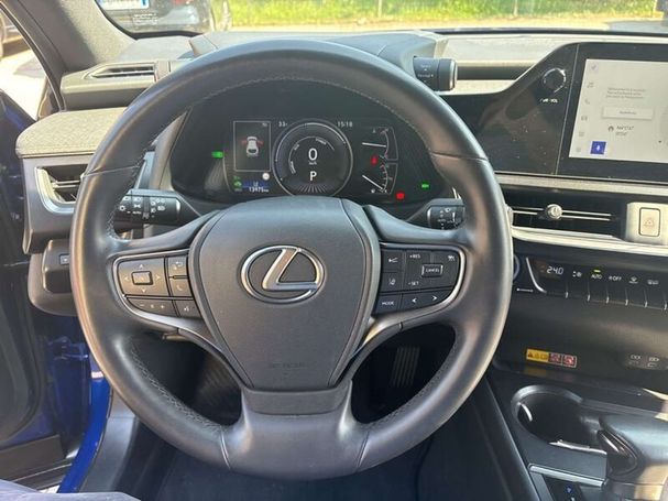 Lexus UX 250h 135 kW image number 12