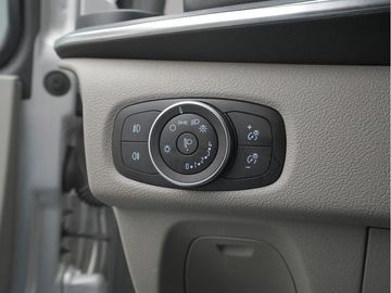 Car image 38