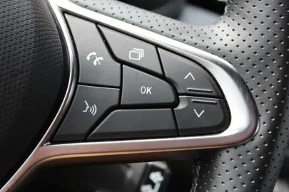 Car image 48