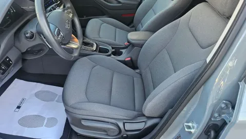 Car image 50