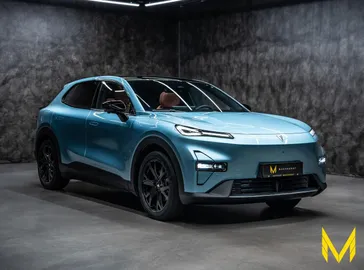 Car image 2