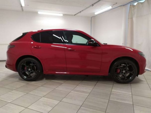 Alfa Romeo Stelvio 2.2 Q4 154 kW image number 4