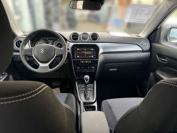 Car image 10