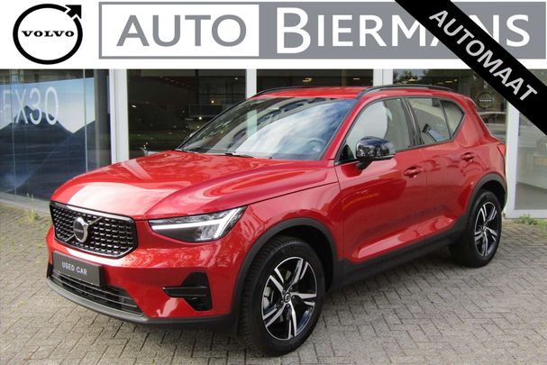 Volvo XC40 B4 Plus Dark 145 kW image number 1