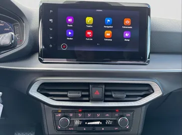 Car image 10