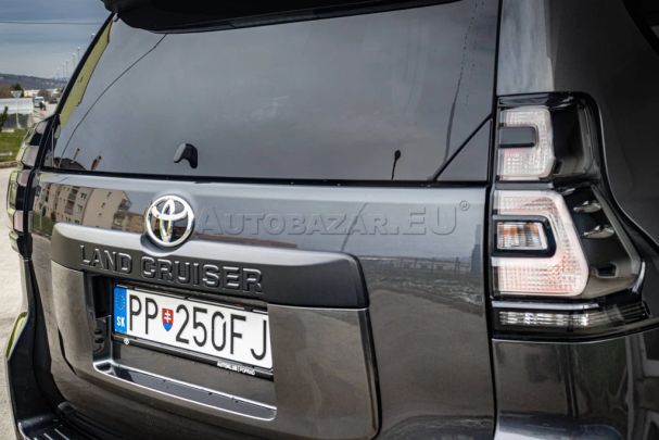 Toyota Land Cruiser 2.8 D-4D Executive 150 kW image number 8