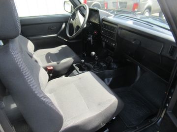 Car image 12