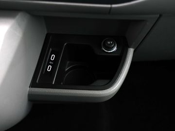 Car image 45