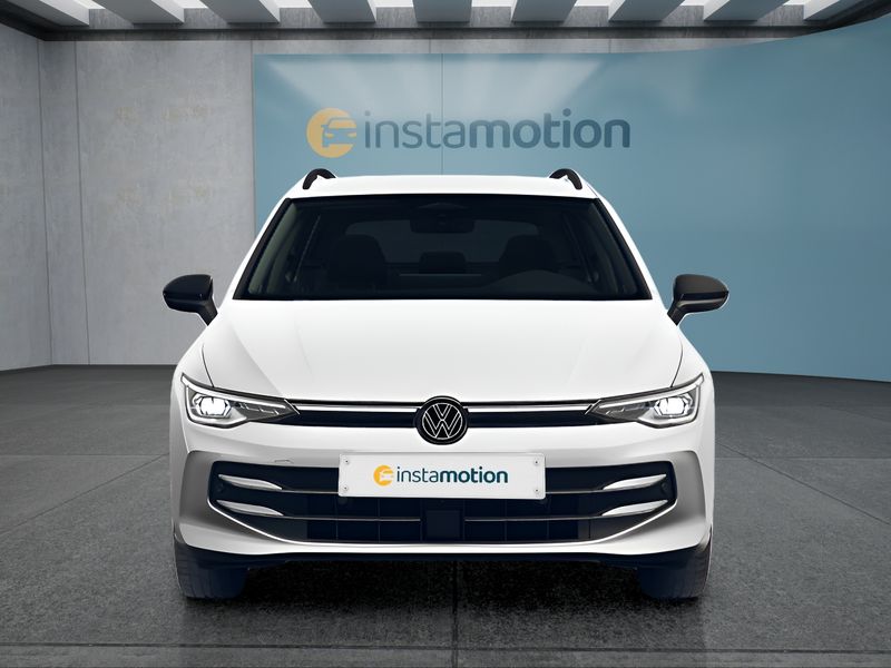 Volkswagen Golf 8 110 kW