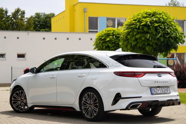 Kia ProCeed 150 kW image number 6