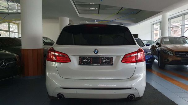 BMW 220d 140 kW image number 6