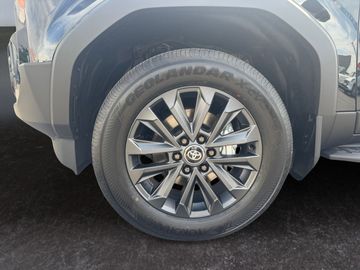 Car image 19
