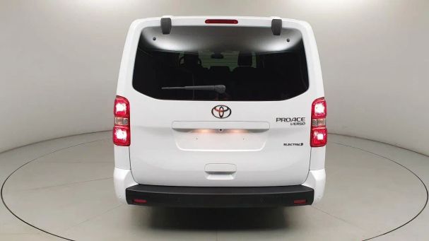 Toyota Proace Verso 100 kW image number 3