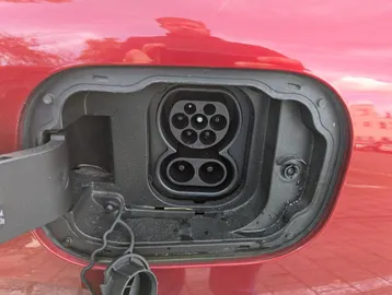 Car image 23