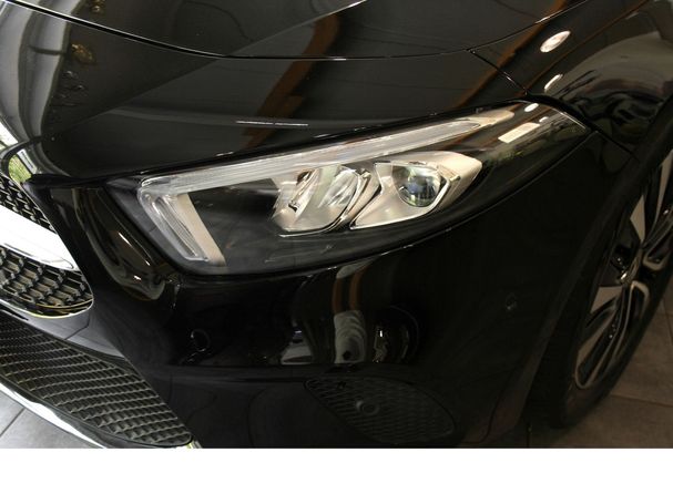 Mercedes-Benz A 180 100 kW image number 4