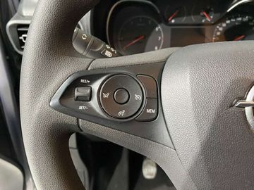 Car image 29