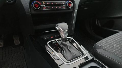 Car image 32