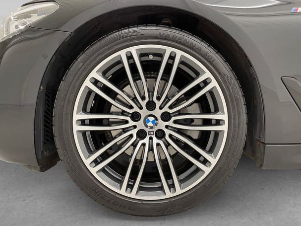 BMW 520d xDrive 140 kW image number 9