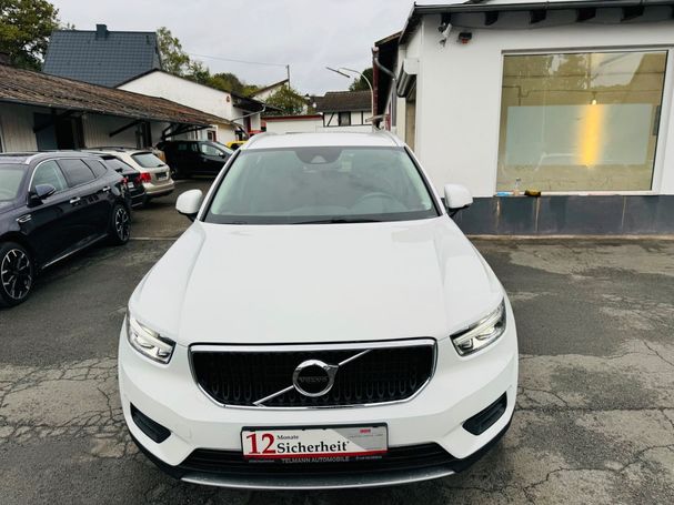 Volvo XC40 Momentum 140 kW image number 3