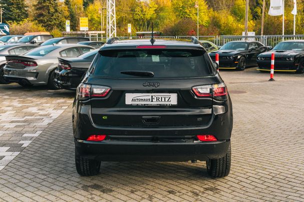 Jeep Compass 1.5 e-Hybrid Summit 96 kW image number 4