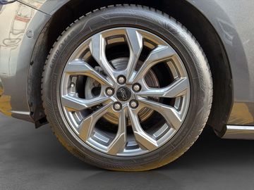 Car image 25