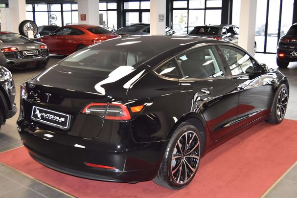 Tesla Model 3 239 kW image number 8