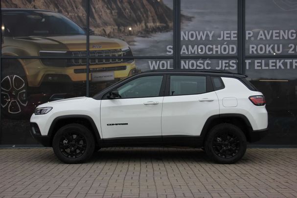 Jeep Compass 1.3 T4 PHEV Overland 4xe 177 kW image number 5