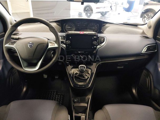 Lancia Ypsilon 51 kW image number 8