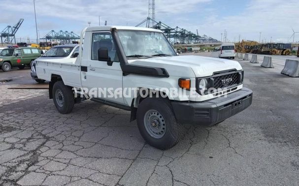 Toyota Land Cruiser 97 kW image number 12