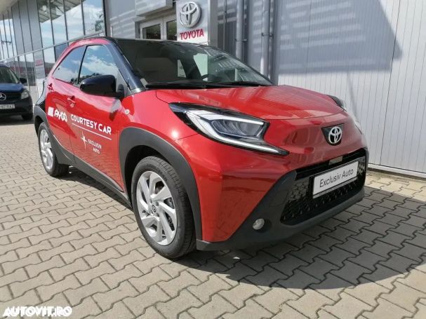 Toyota Aygo X 53 kW image number 7