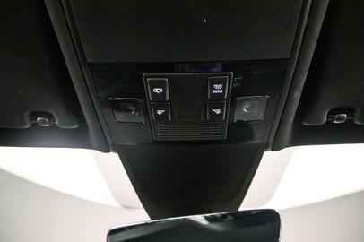 Car image 39