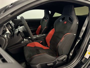 Car image 29