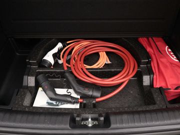 Car image 37