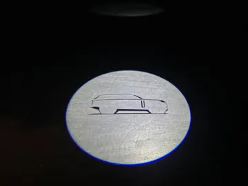 Car image 23