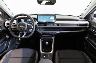 Car image 36