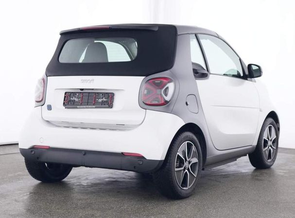 Smart ForTwo cabrio EQ passion 60 kW image number 2