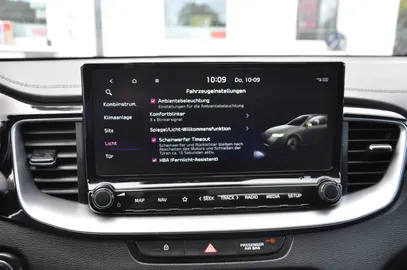 Car image 36