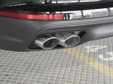 Car image 29