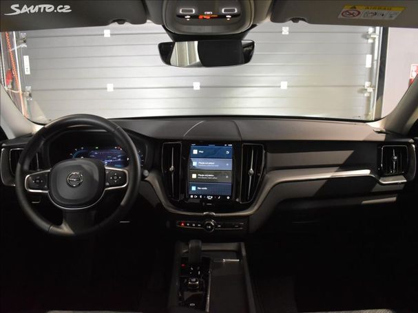 Volvo XC60 B4 145 kW image number 13