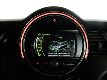 Car image 35