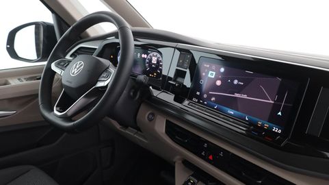 Car image 35