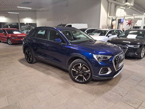 Audi Q3 35 TFSI S tronic Advanced 110 kW image number 2