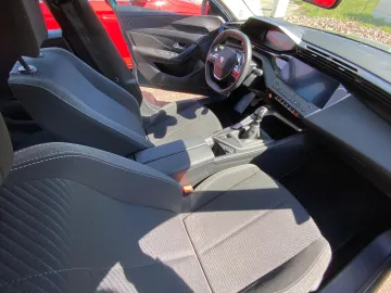 Car image 22